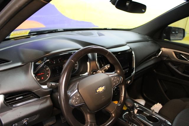 Used 2022 Chevrolet Traverse LT AWD/4WD image 15