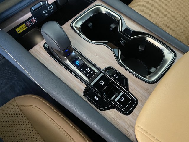 Used 2025 Lexus RX 350 Premium w/ Accessory Package FWD image 26