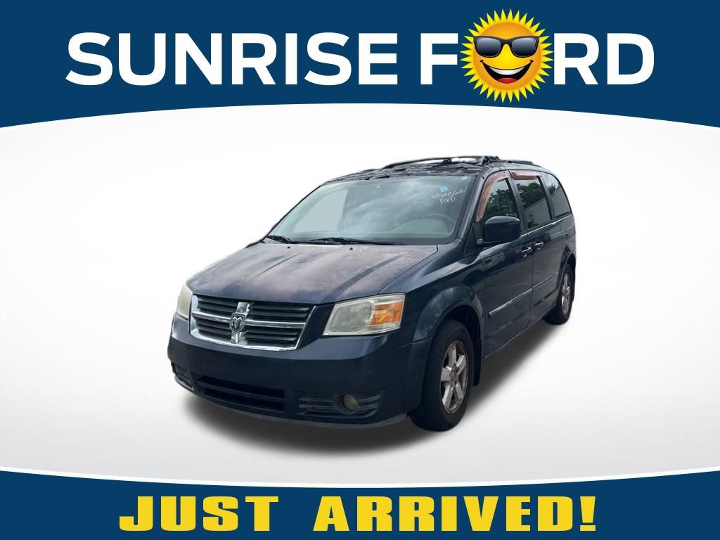 Used 2008 Dodge Grand Caravan SXT w/ Entertainment Group 2 FWD image 1