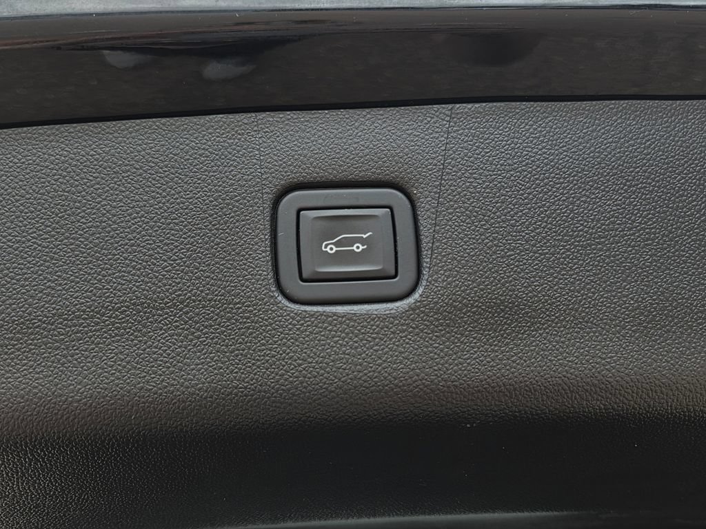 Used 2024 Chevrolet Blazer LT w/ Convenience Package FWD image 26