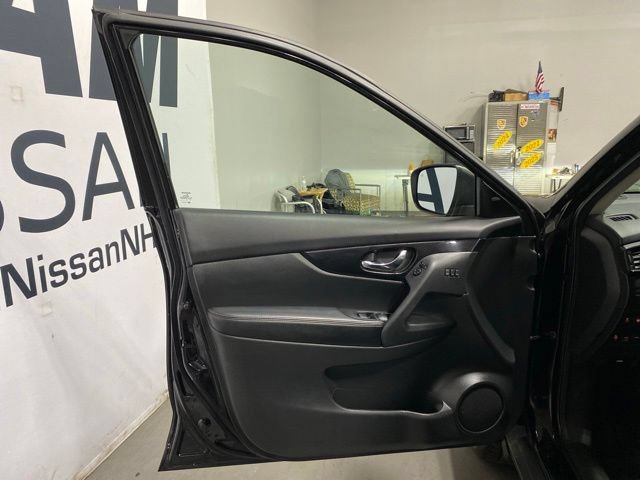 Certified 2020 Nissan Rogue SL w/ Premium Package AWD/4WD image 9
