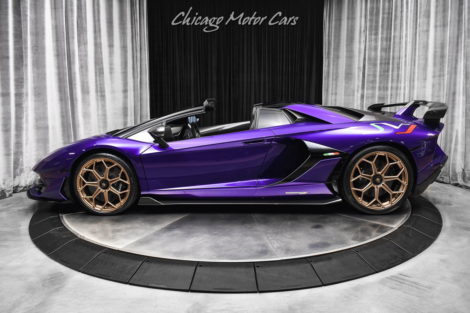 Used 2021 Lamborghini Aventador SVJ image 33