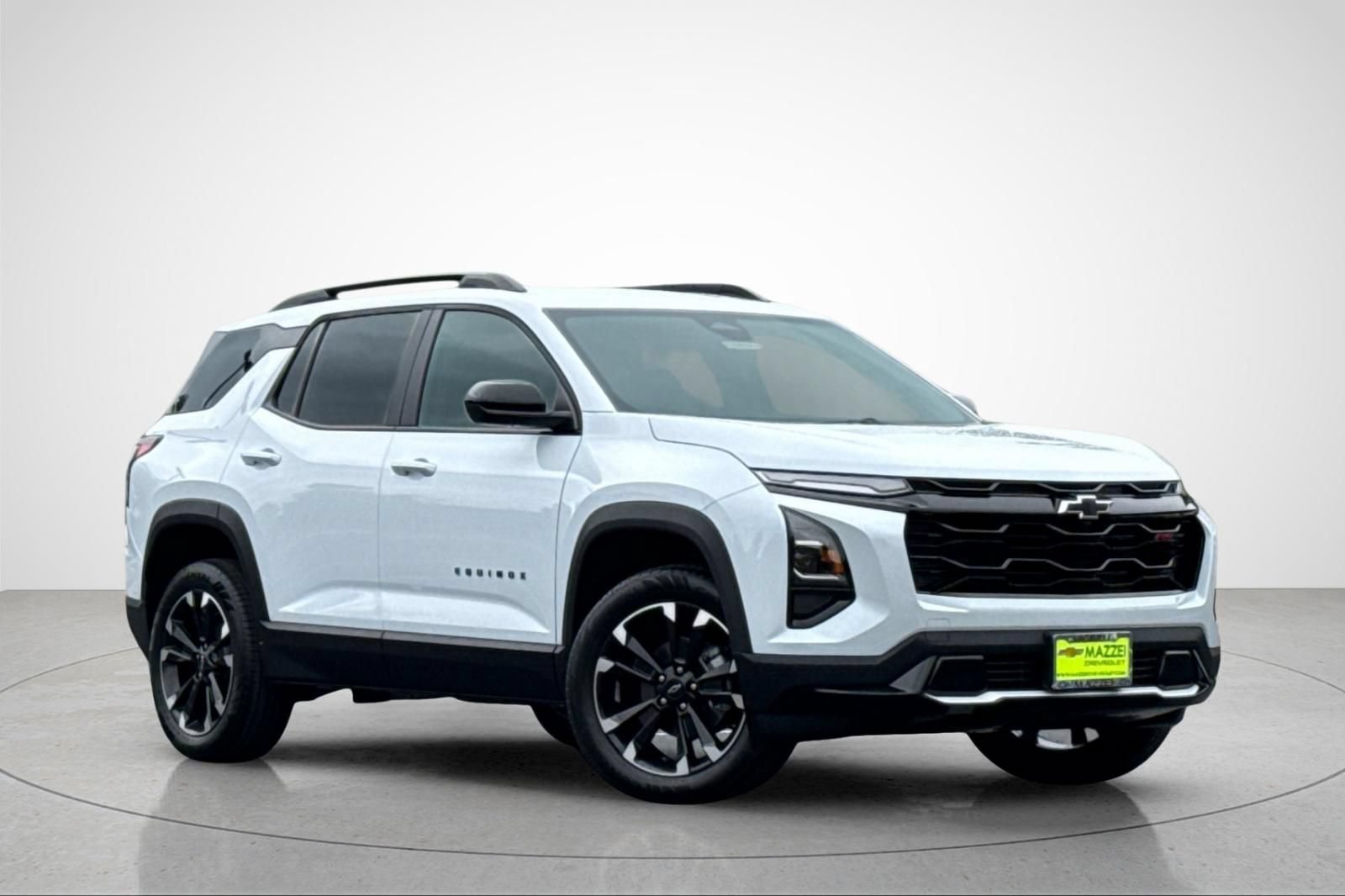 New 2026 Chevrolet Equinox RS w/ Convenience Package III FWD image 2