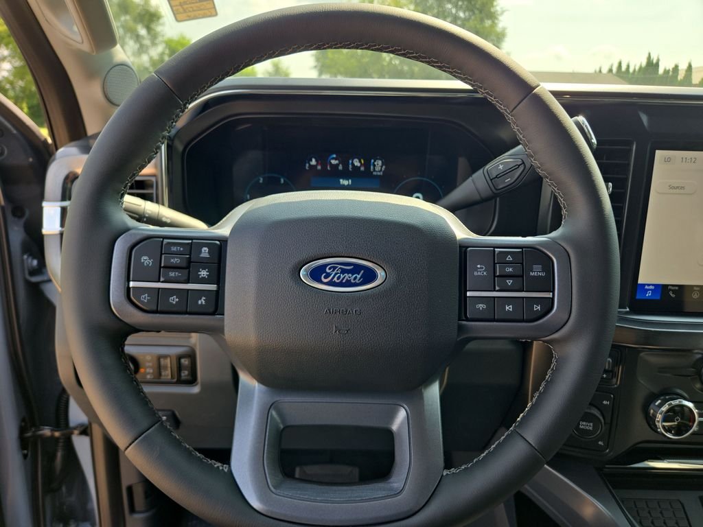 New 2026 Ford F250 Lariat w/ Black Appearance Package AWD/4WD image 19