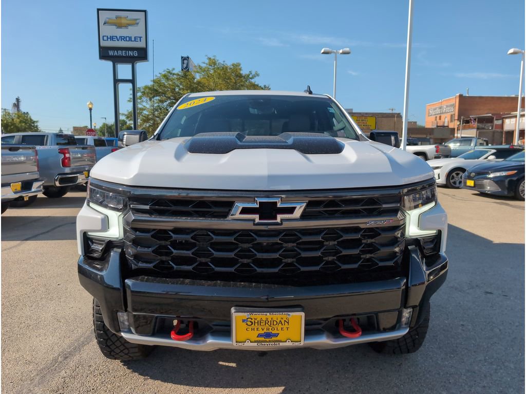 Used 2024 Chevrolet Silverado 1500 ZR2 w/ Technology Package image 2