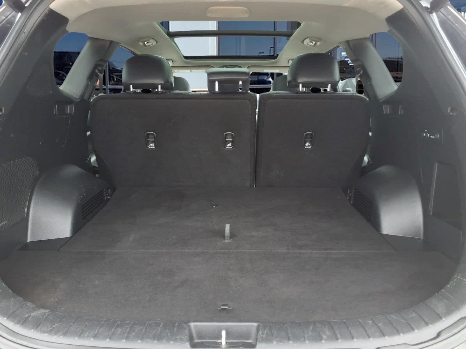 Used 2023 Hyundai Santa Fe Limited AWD/4WD image 8