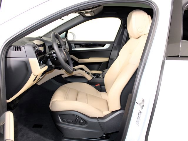 New 2026 Porsche Cayenne Coupe AWD/4WD image 5