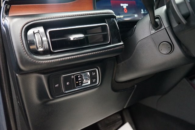 Used 2021 Lincoln Aviator Reserve AWD/4WD image 31