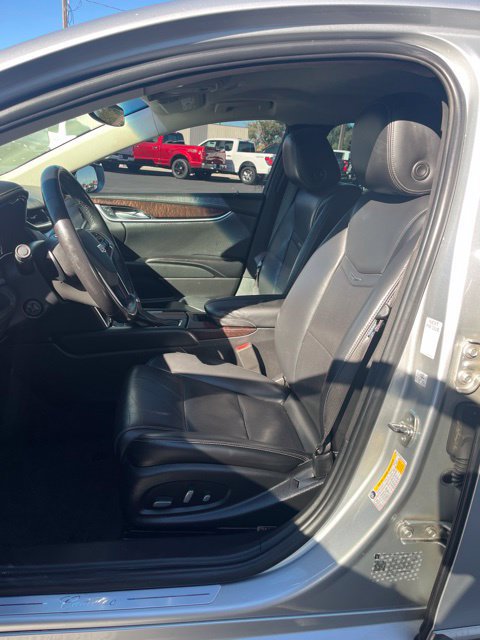 Used 2019 Cadillac XTS Luxury FWD image 32