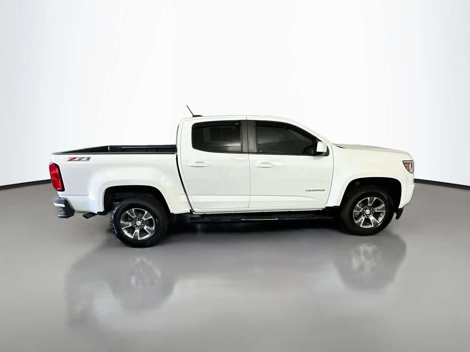 Used 2018 Chevrolet Colorado Z71 AWD/4WD image 8
