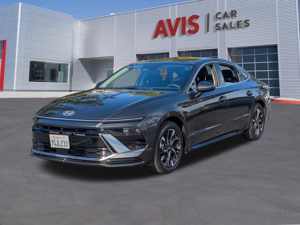 Used 2025 Hyundai Sonata SEL image 1