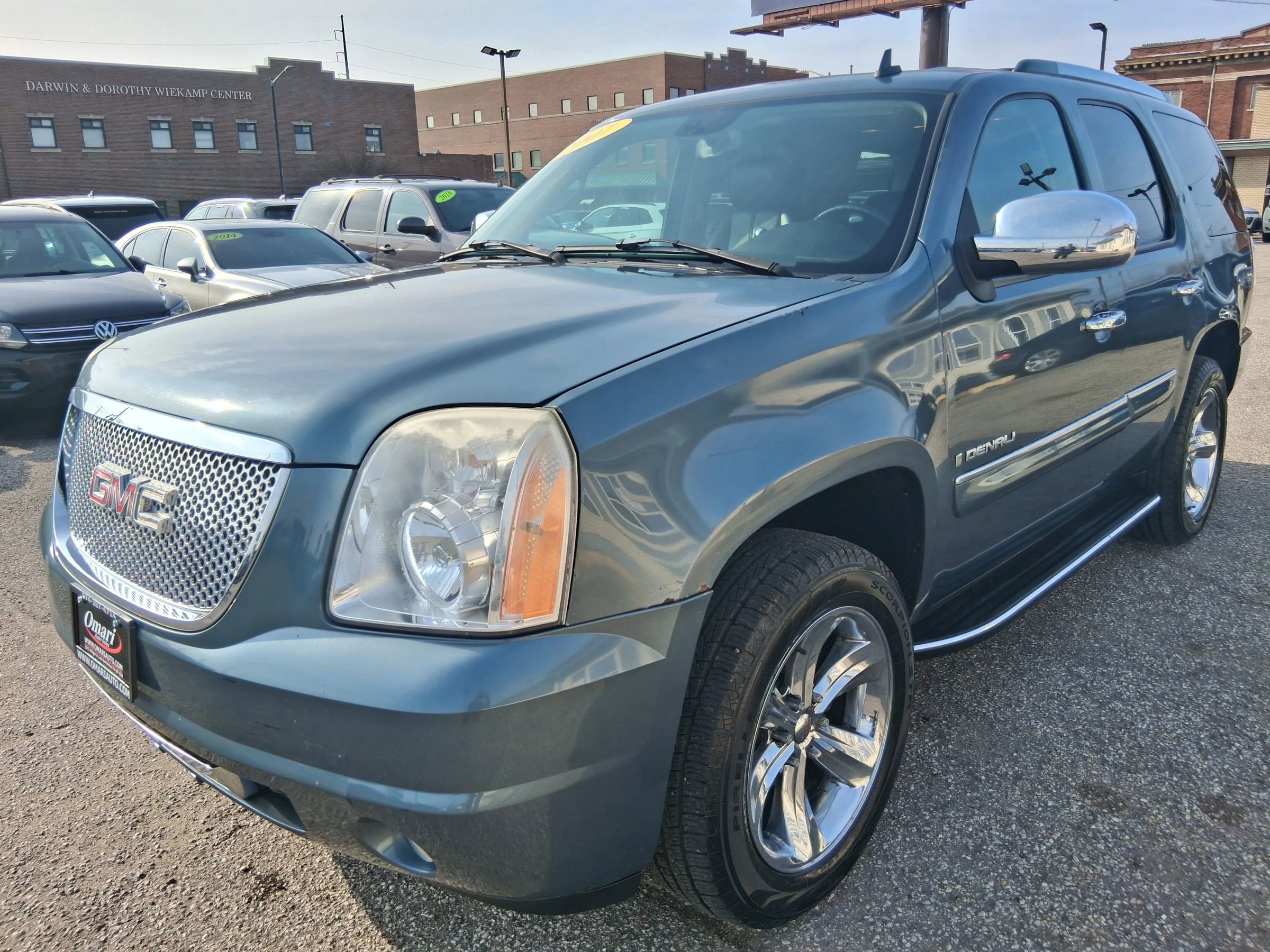 Used 2007 GMC Yukon Denali image 4