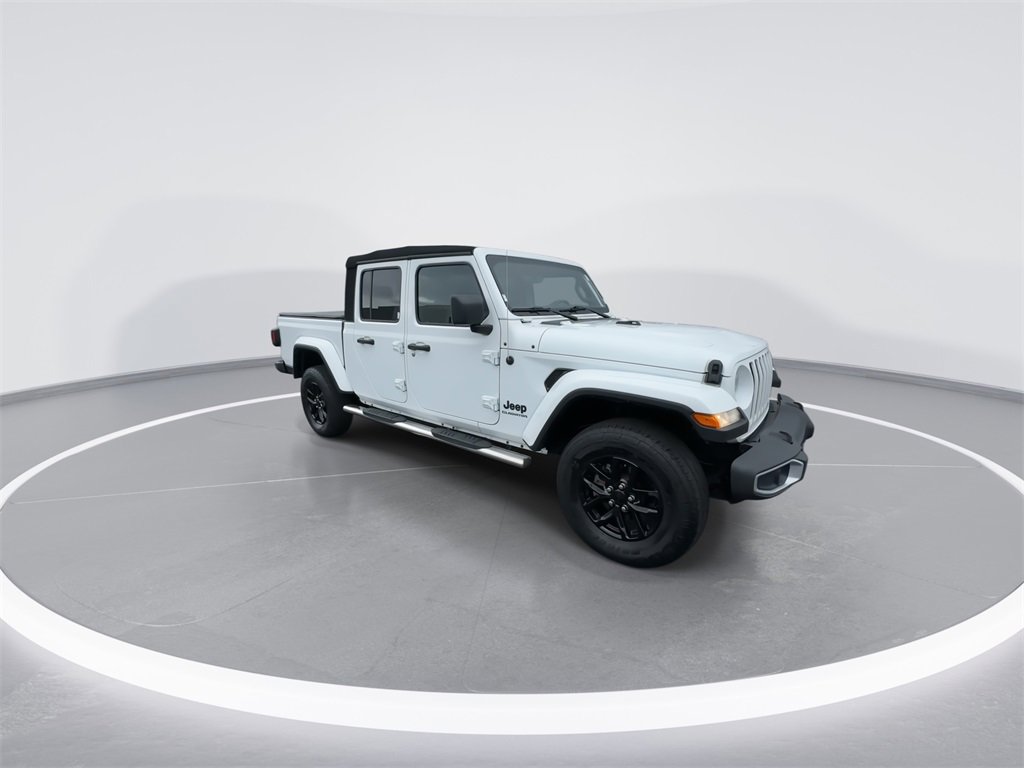 Used 2021 Jeep Gladiator Sport image 2