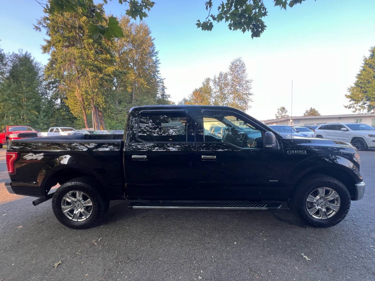Used 2016 Ford F150 XLT w/ Equipment Group 301A Mid AWD/4WD image 6