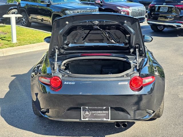 Used 2016 MAZDA MX-5 Miata Club RWD image 9