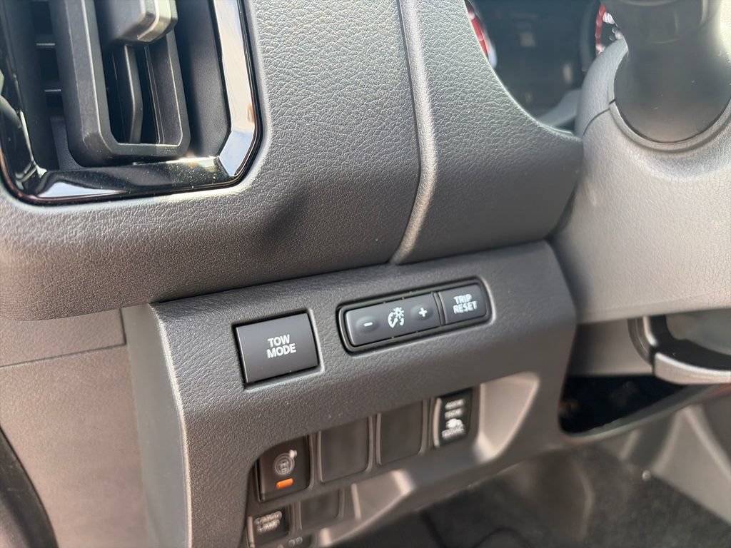 New 2026 Nissan Frontier PRO-4X w/ Pro Premium Package AWD/4WD image 35
