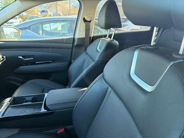 Certified 2025 Hyundai Tucson Limited image 9