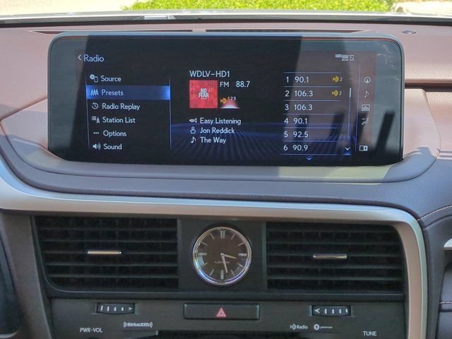 Certified 2020 Lexus RX 350L Premium w/ Premium Package AWD/4WD image 17