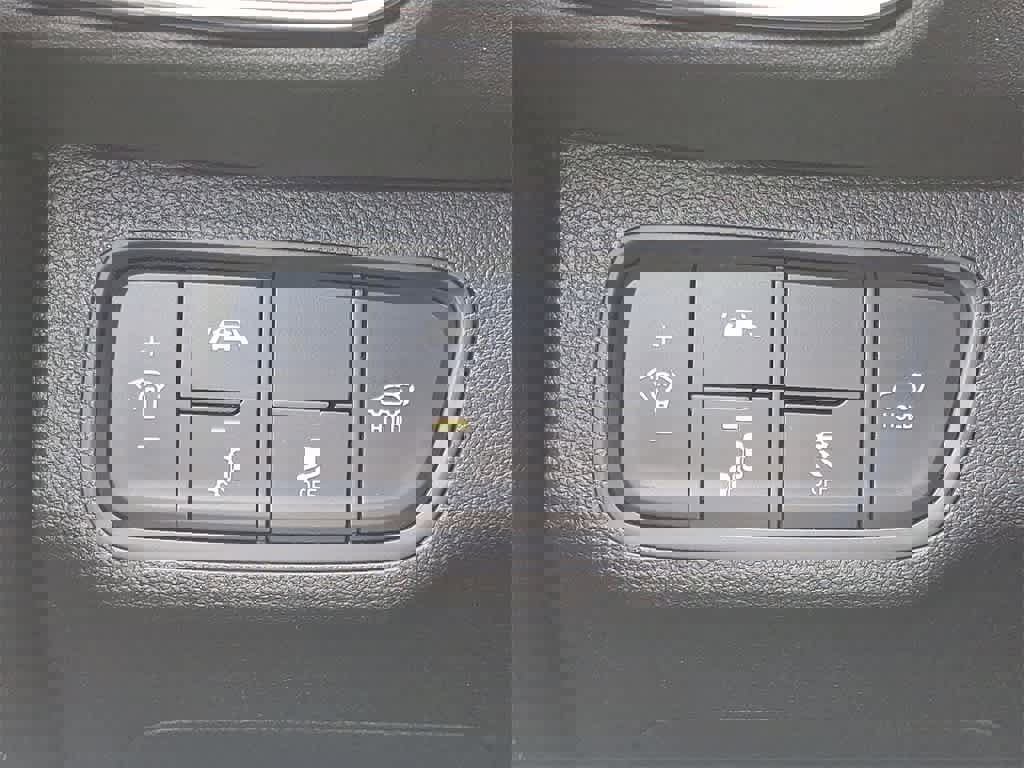 Used 2020 Hyundai Santa Fe SEL w/ Convenience + Premium Package image 24