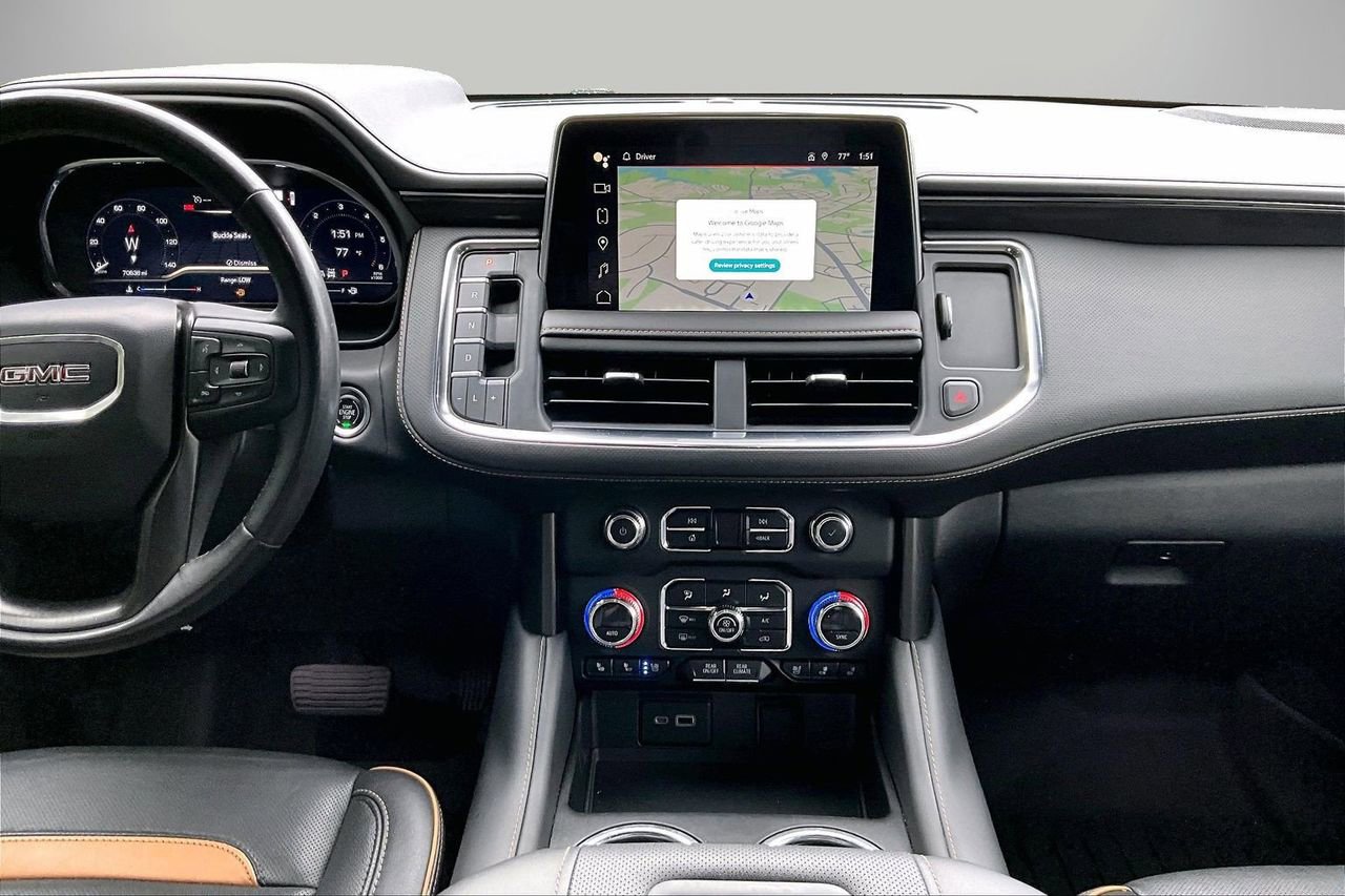 Used 2023 GMC Yukon AT4 w/ Technology Package AWD/4WD image 12