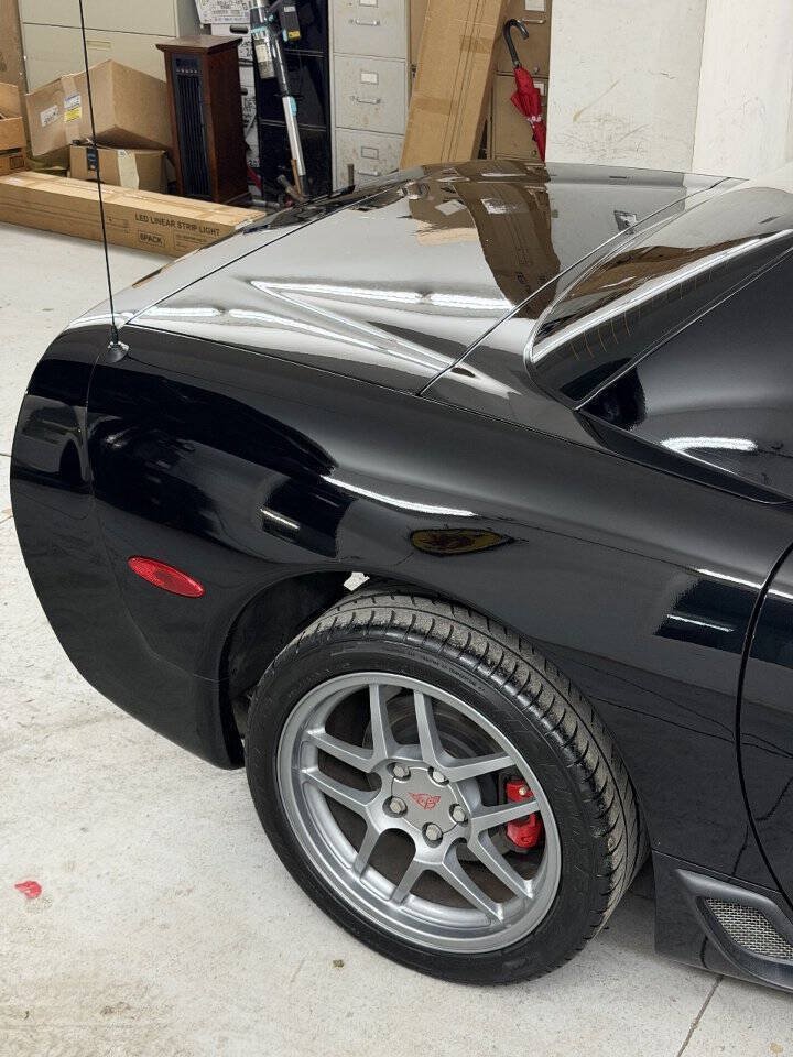 Used 2001 Chevrolet Corvette Z06 RWD image 25