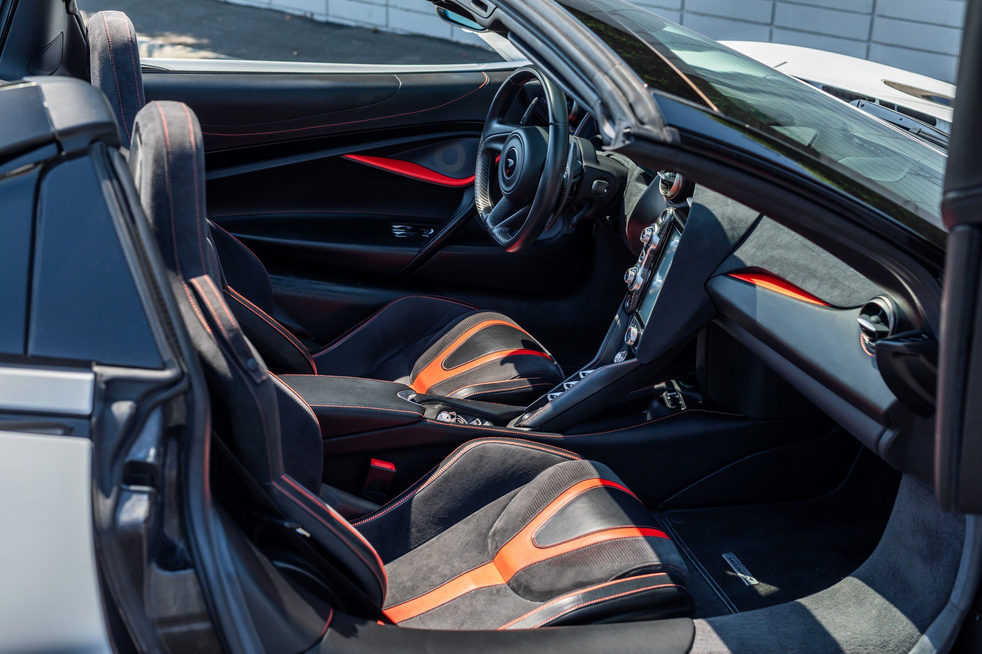 Used 2020 McLaren 720S Performance image 49