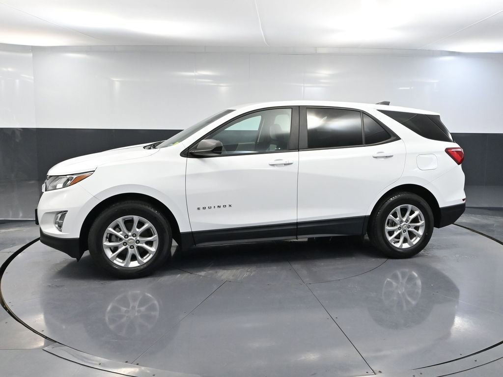 Used 2021 Chevrolet Equinox LS w/ LS Convenience Package image 11