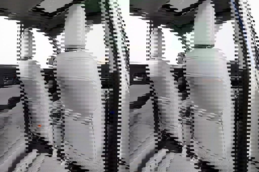 Used 2015 Toyota Highlander Limited image 21