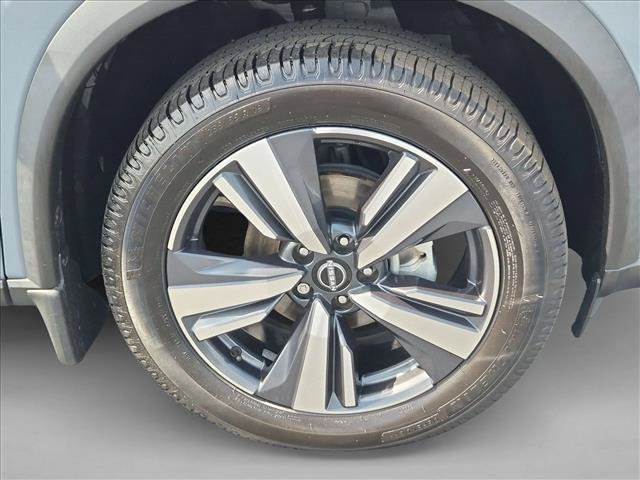 Used 2023 Nissan Rogue SL w/ SL Premium Package FWD image 22