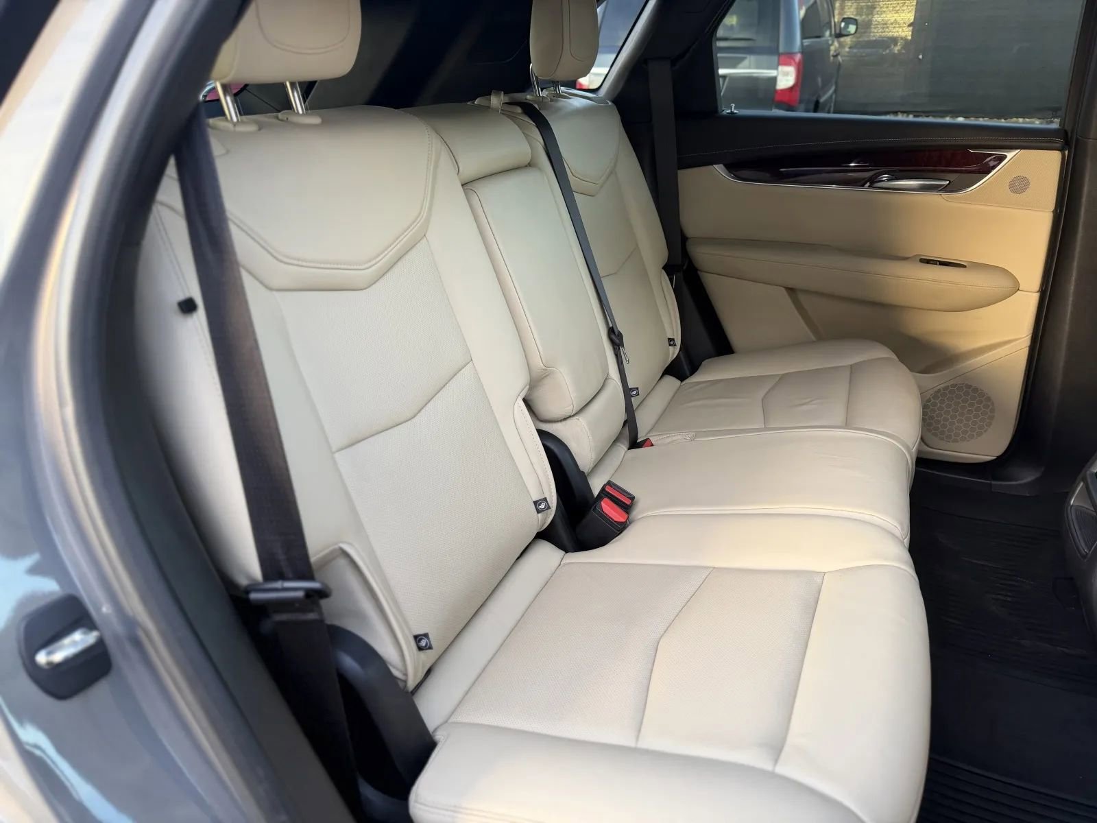 Used 2019 Cadillac XT5 Luxury AWD/4WD image 17