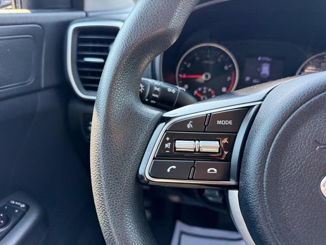 Certified 2022 Kia Sportage LX w/ LX FWD Value Edition Package image 10