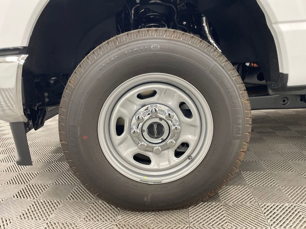 New 2026 Ford F250 XL w/ XL Chrome Package image 11