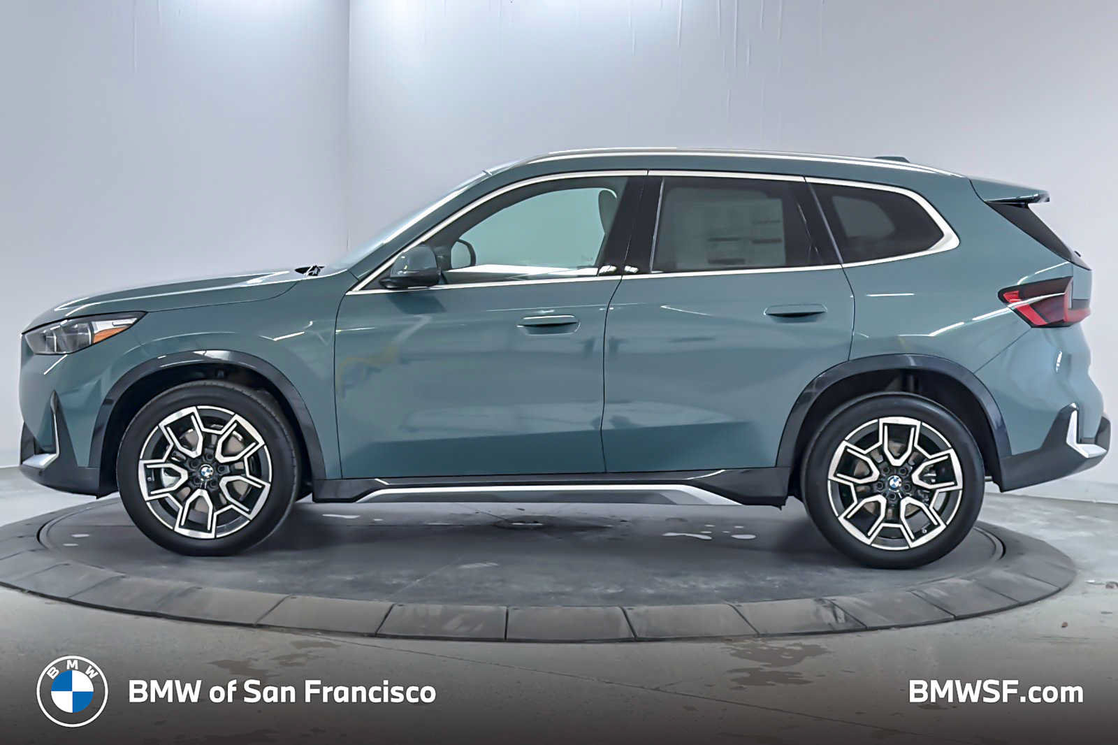 New 2027 BMW X1 xDrive28i w/ Technology Package AWD/4WD image 1