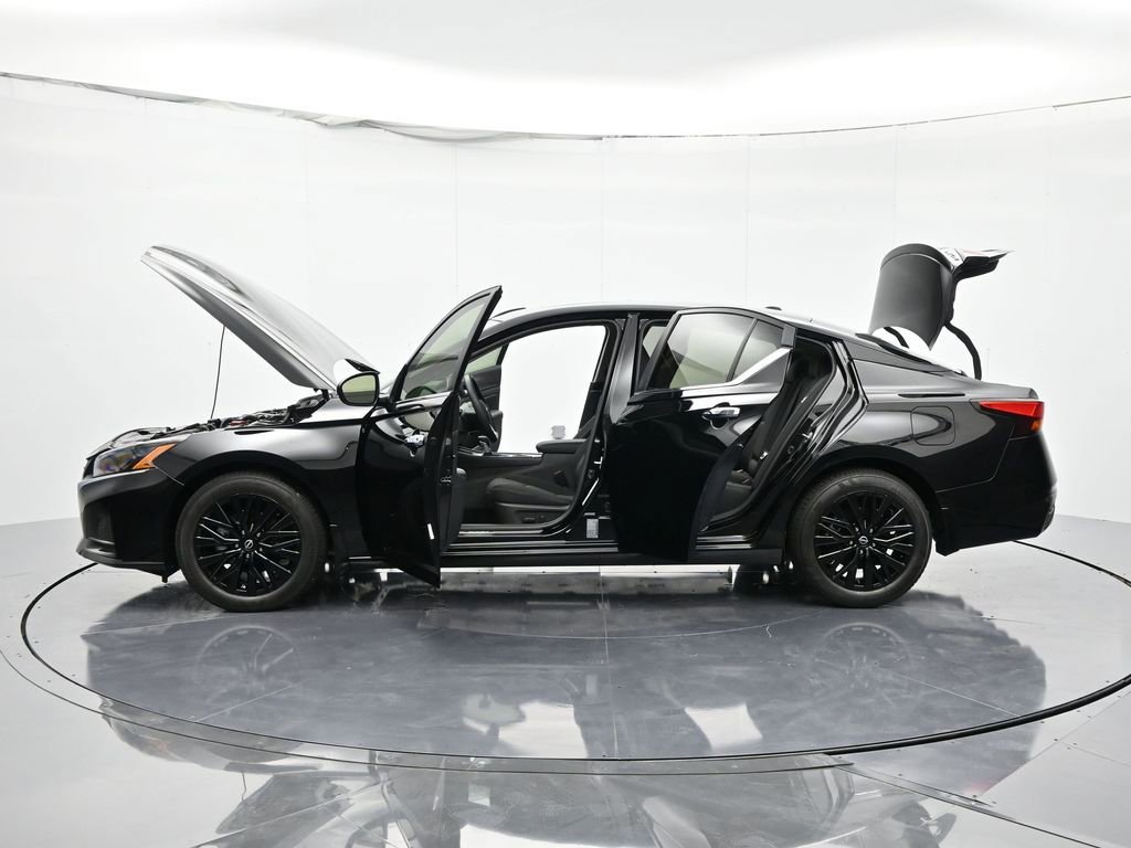 New 2025 Nissan Altima 2.5 SV w/ SV Special Edition Package image 46