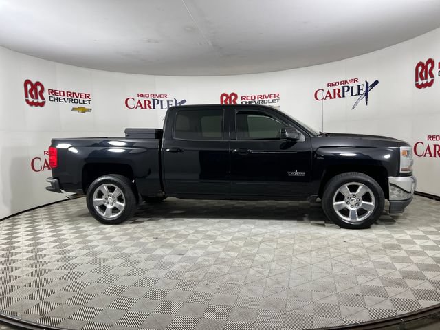 Used 2018 Chevrolet Silverado 1500 LT w/ Texas Edition RWD image 8