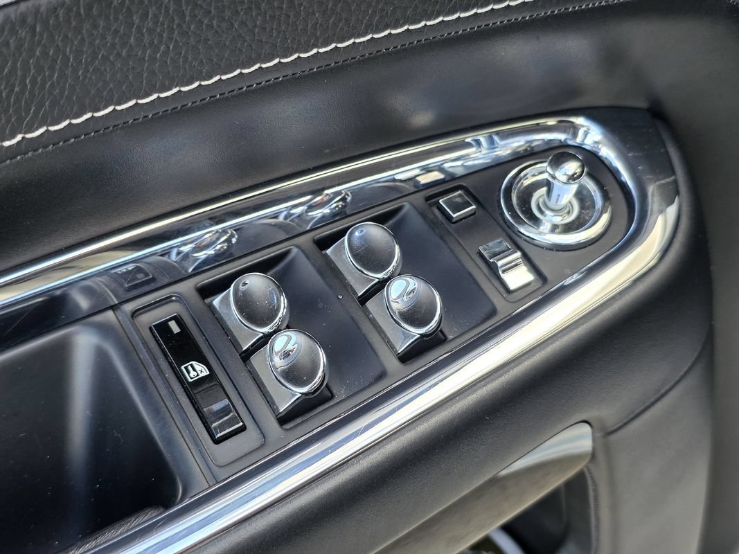 Used 2016 Rolls-Royce Ghost RWD image 22