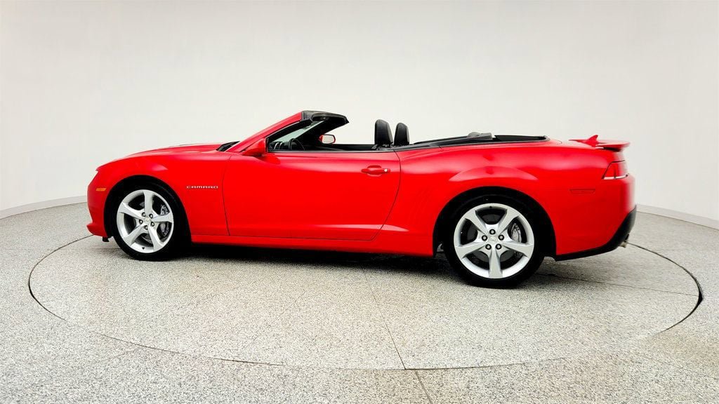 Used 2015 Chevrolet Camaro SS RWD image 8