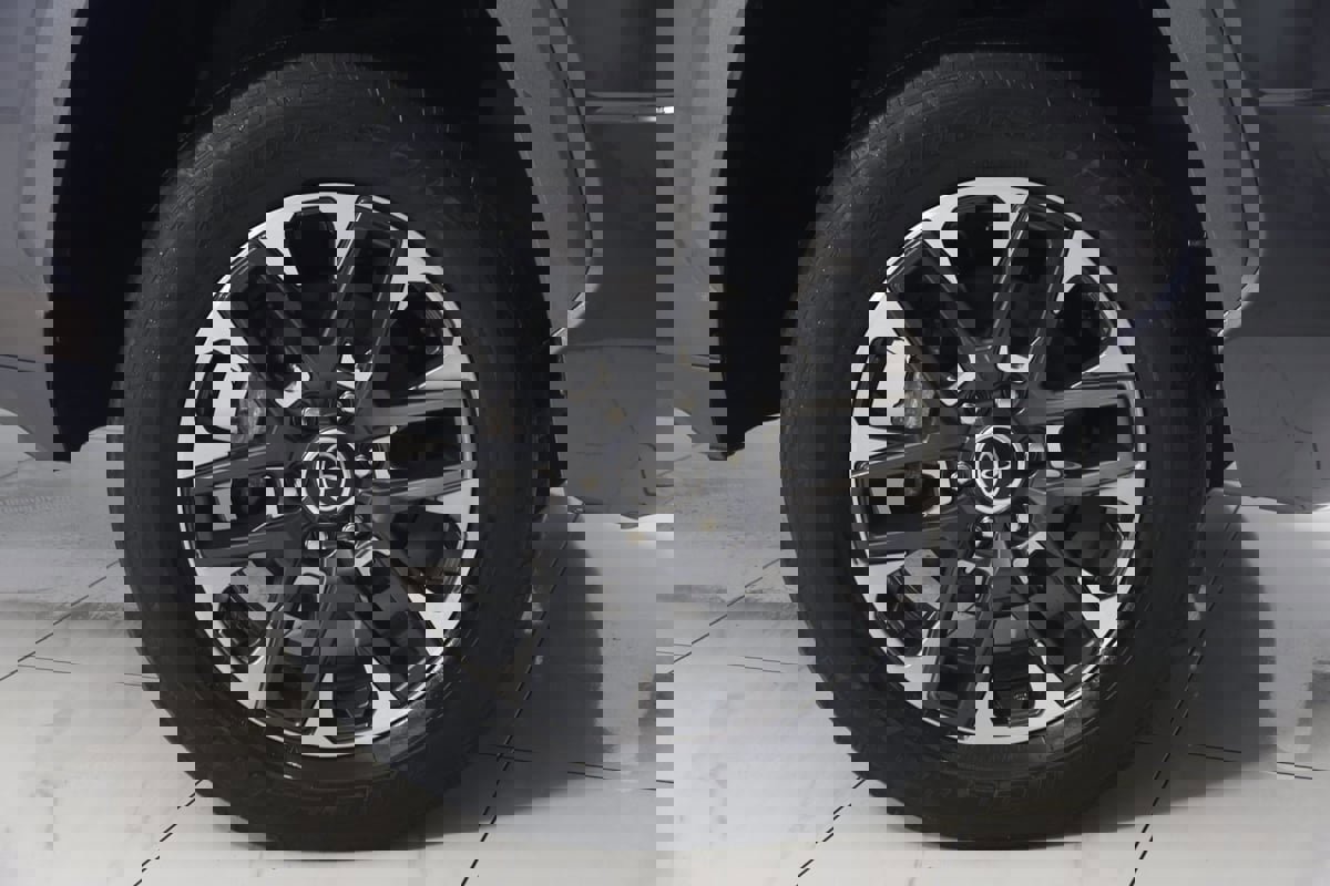 Used 2023 Toyota Tundra Limited image 14