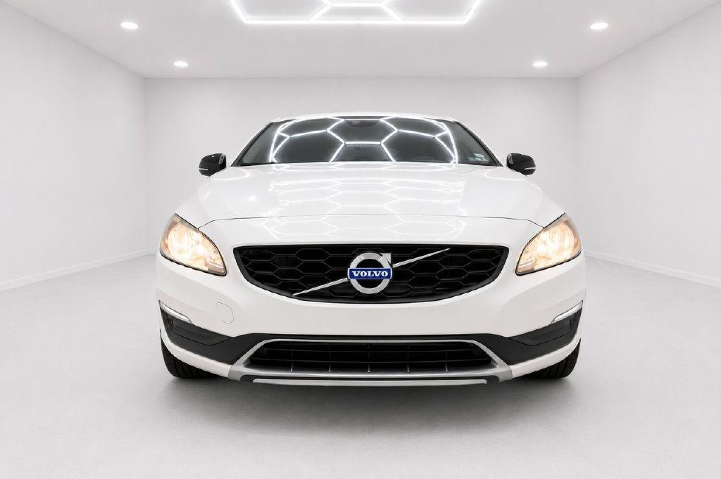 Used 2017 Volvo V60 T5 Cross Country w/ Convenience Package AWD/4WD image 8