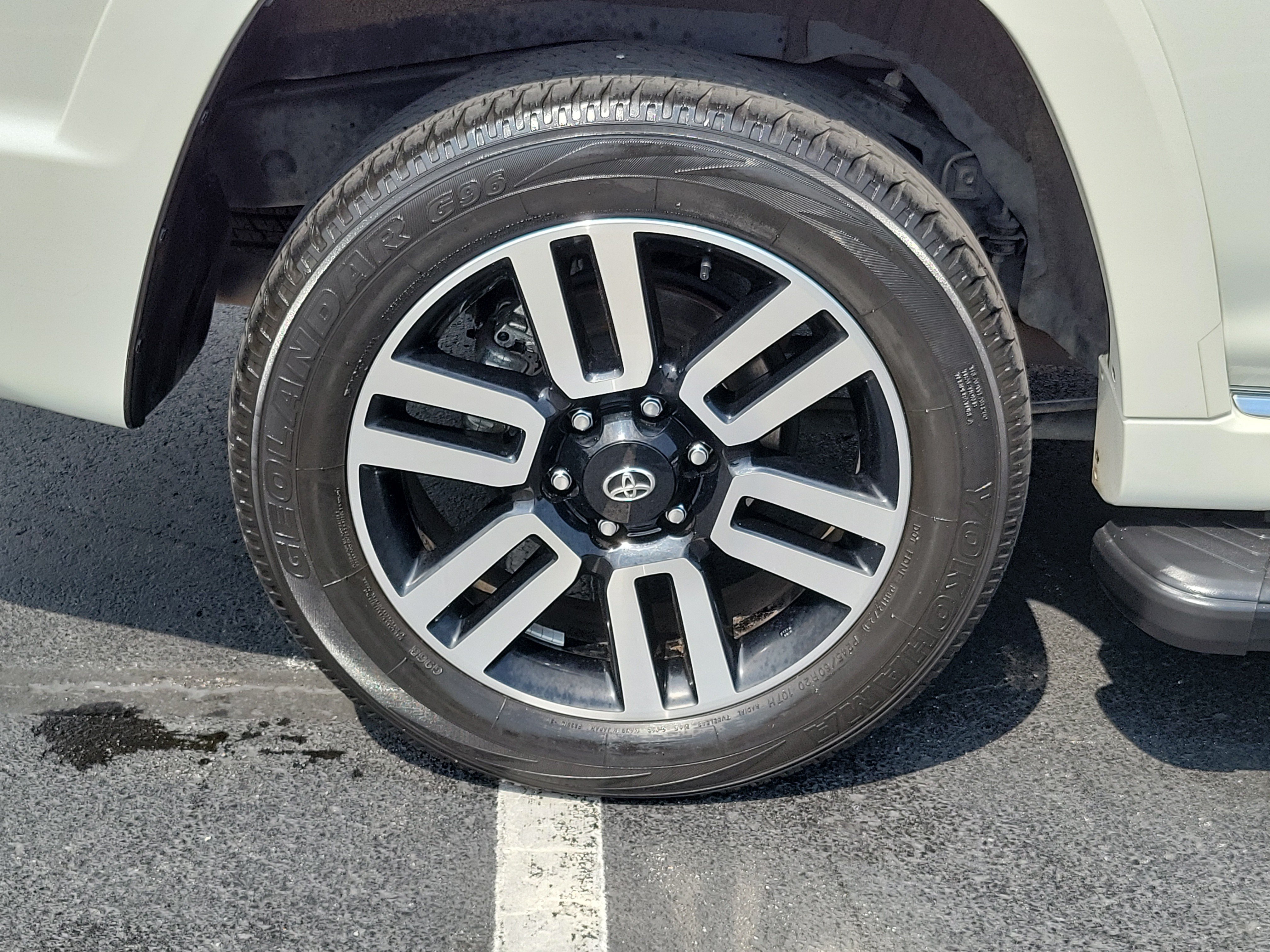 Certified 2023 Toyota 4Runner Limited AWD/4WD image 6