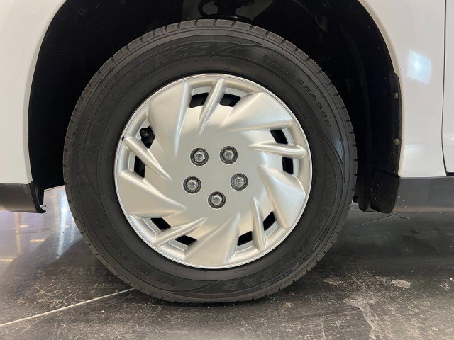 Used 2011 Nissan Versa Sedan image 31