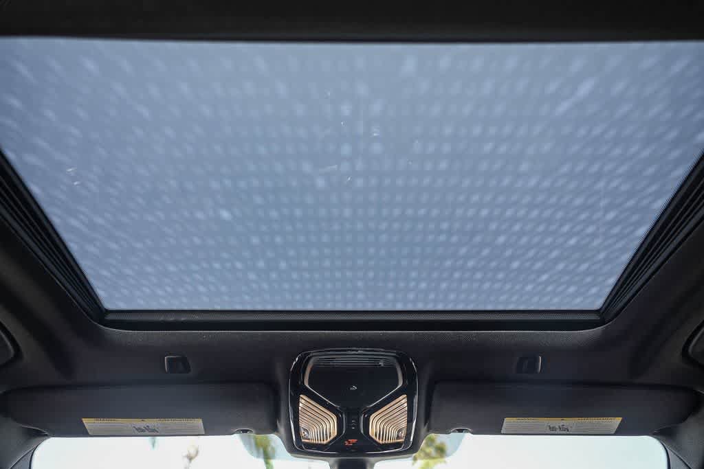 Used 2017 BMW 540i RWD image 16