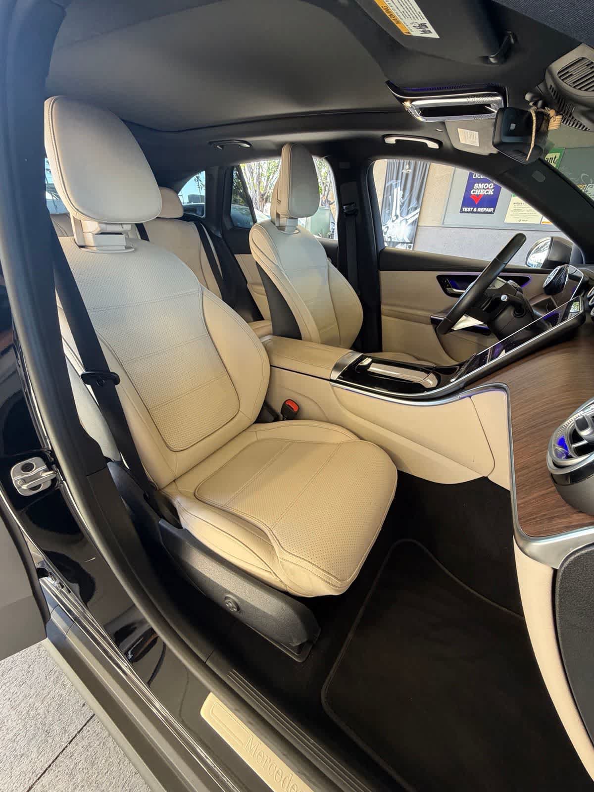 Used 2024 Mercedes-Benz GLC 300 4MATIC image 15