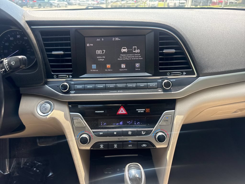 Used 2017 Hyundai Elantra Value Edition w/ Cargo Package FWD image 18