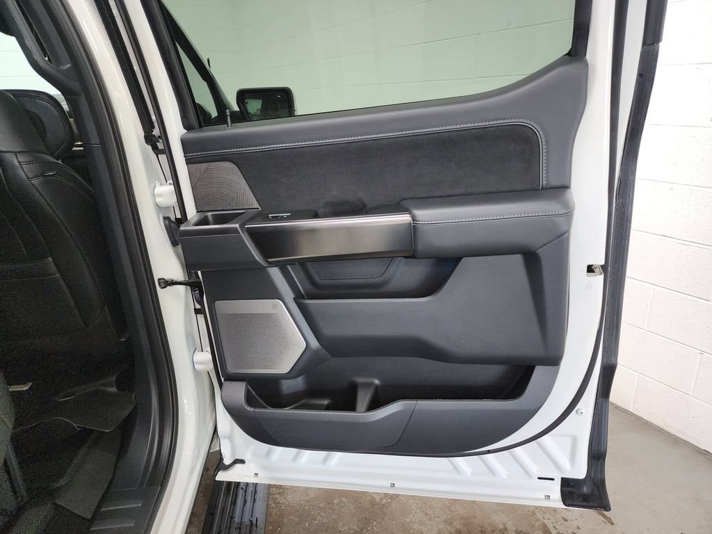 Used 2022 Ford F150 Platinum w/ Equipment Group 701A High AWD/4WD image 33