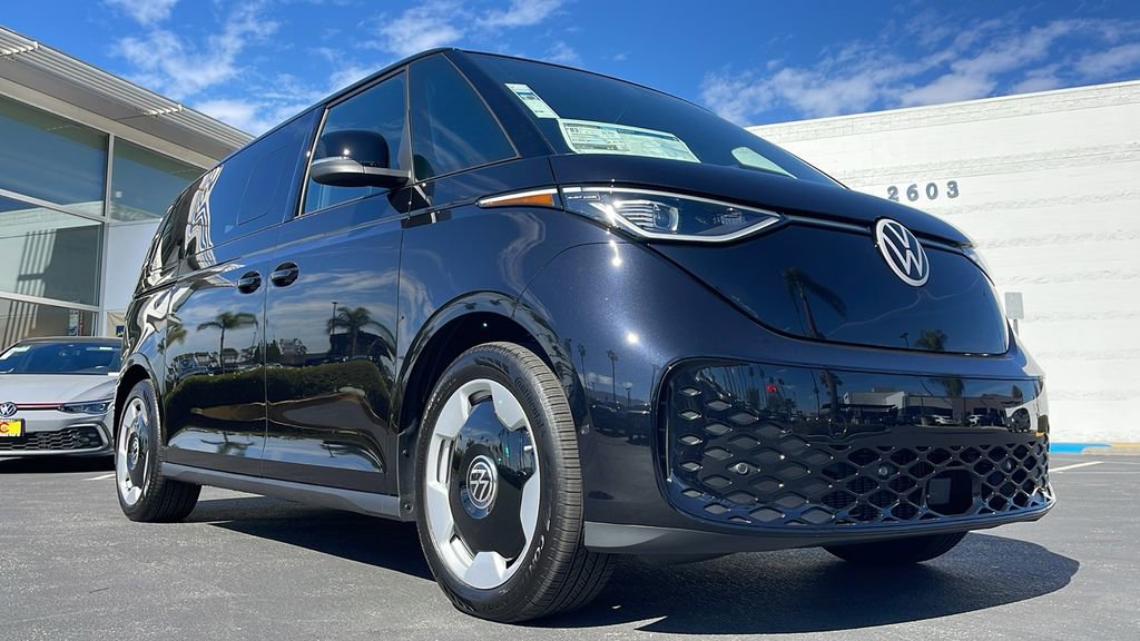 New 2025 Volkswagen ID. Buzz Pro S image 5