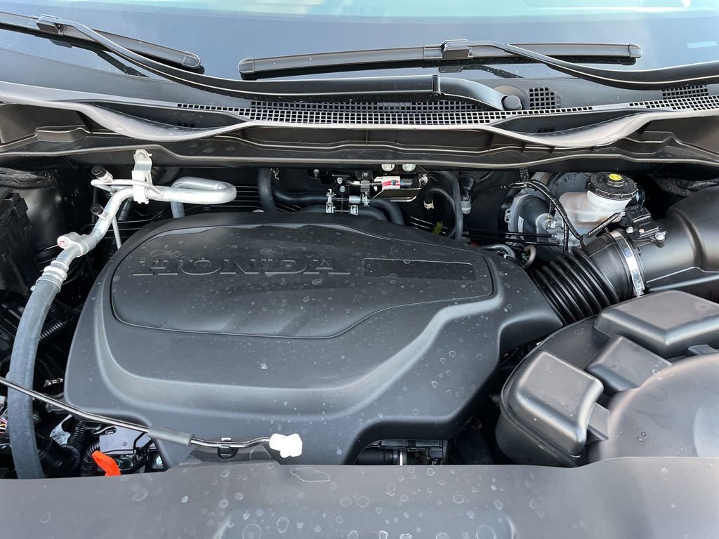 Used 2026 Honda Odyssey Touring image 14