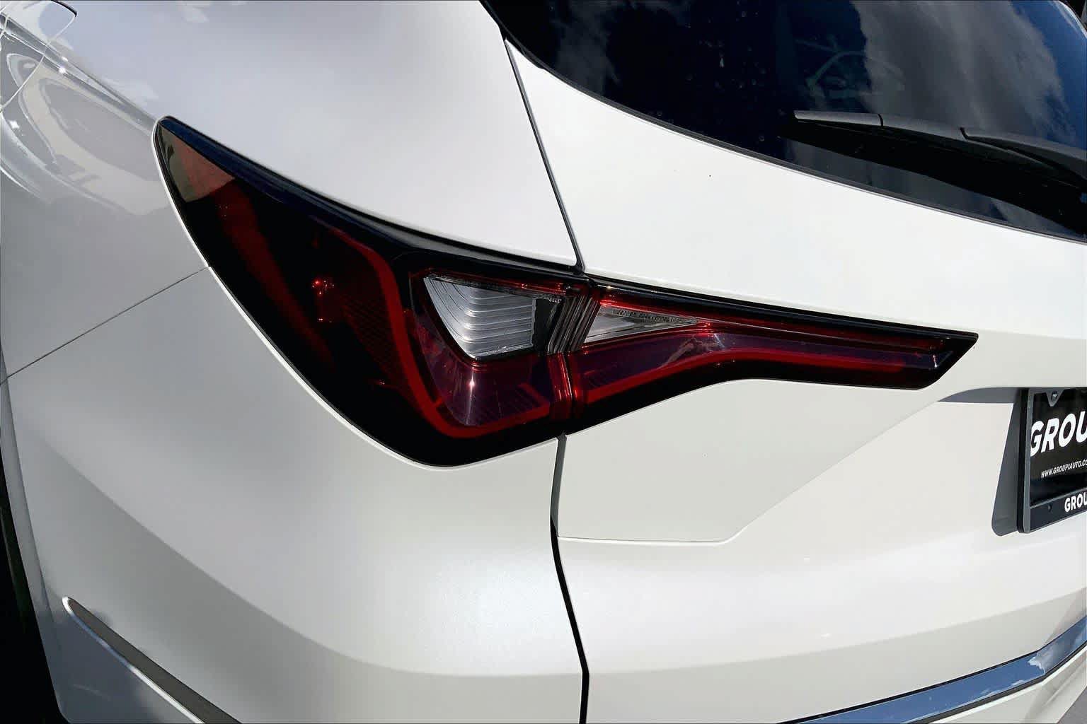 Used 2025 Acura MDX SH-AWD image 29