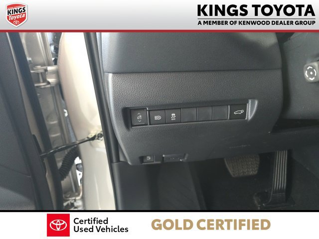 Certified 2024 Toyota Venza LE AWD/4WD image 15