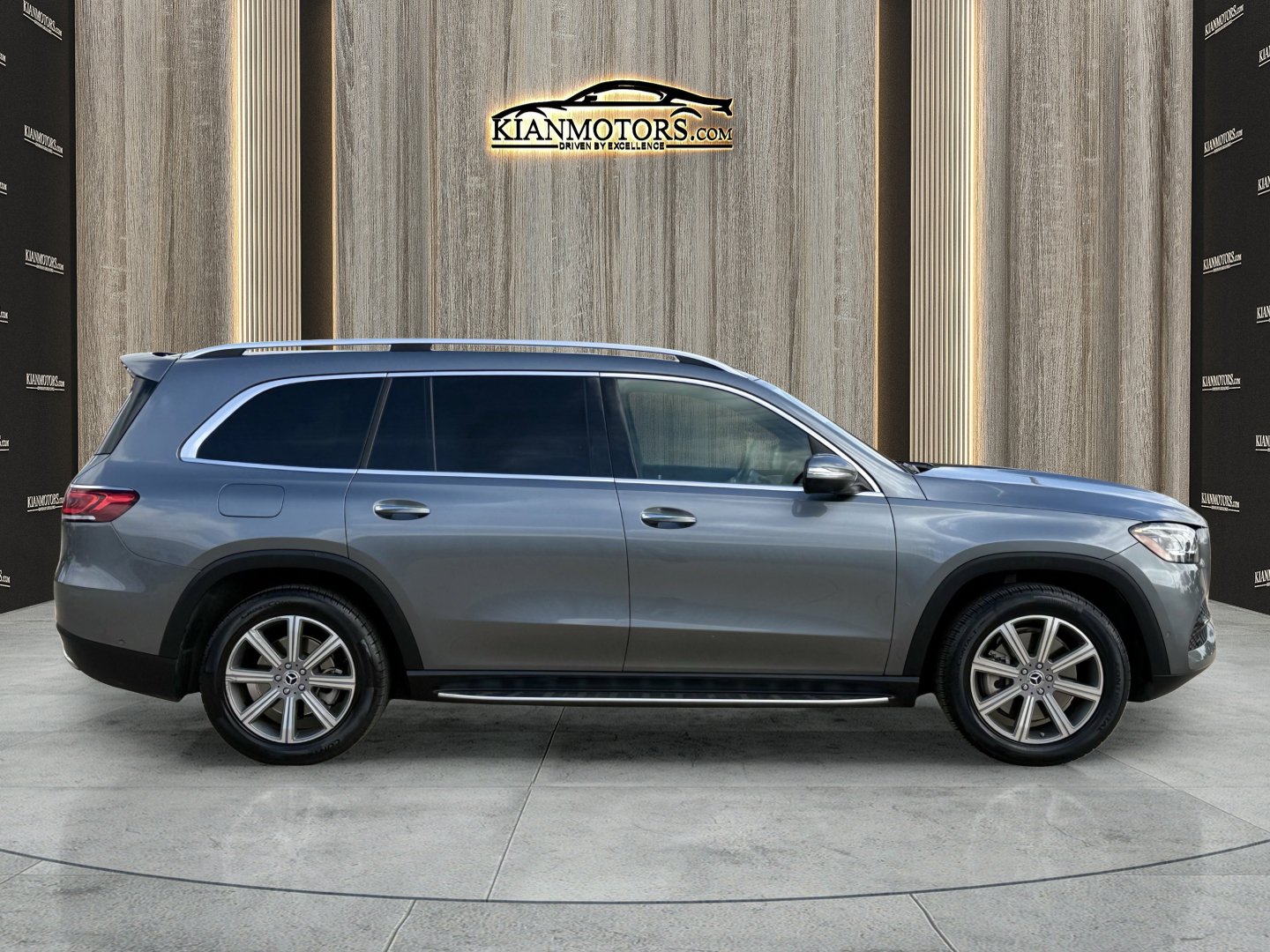 Used 2022 Mercedes-Benz GLS 450 4MATIC image 7